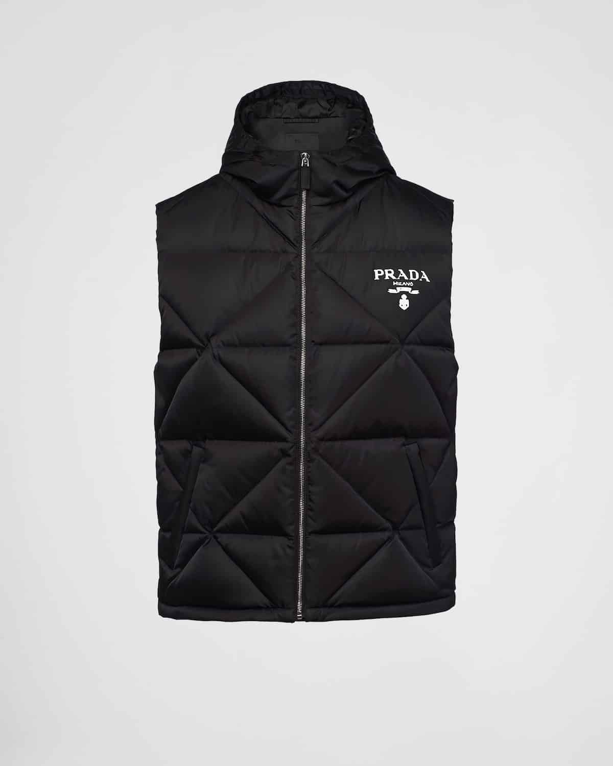 Gilet sans manches capuche Re-Nylon noir Prada-influensse