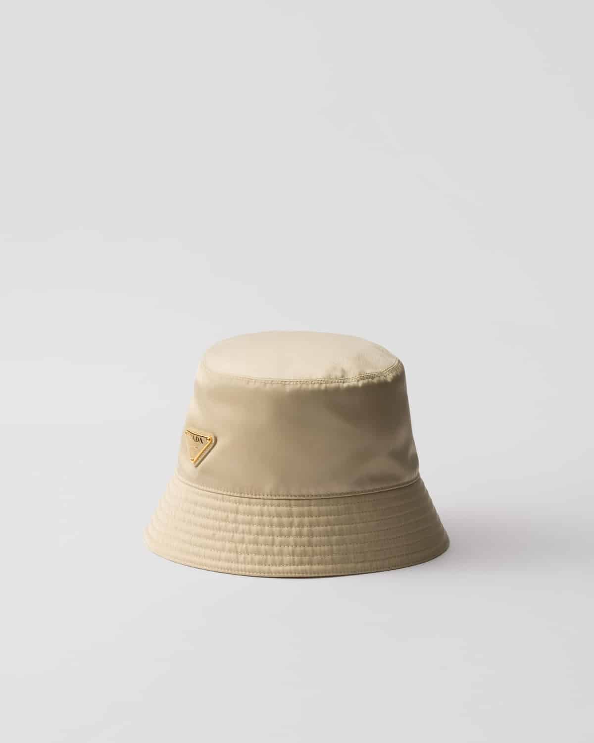 Bob Re-Nylon desert Prada-influensse