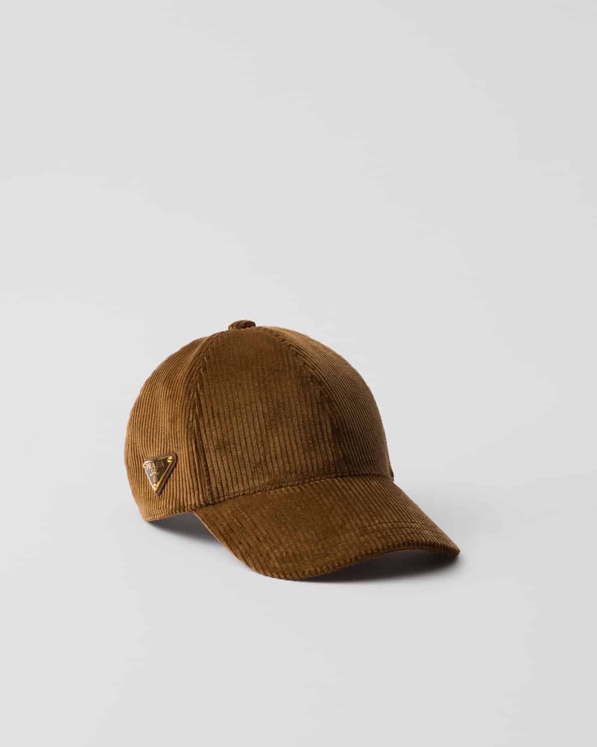 Casquette velours tabac Prada-influensse