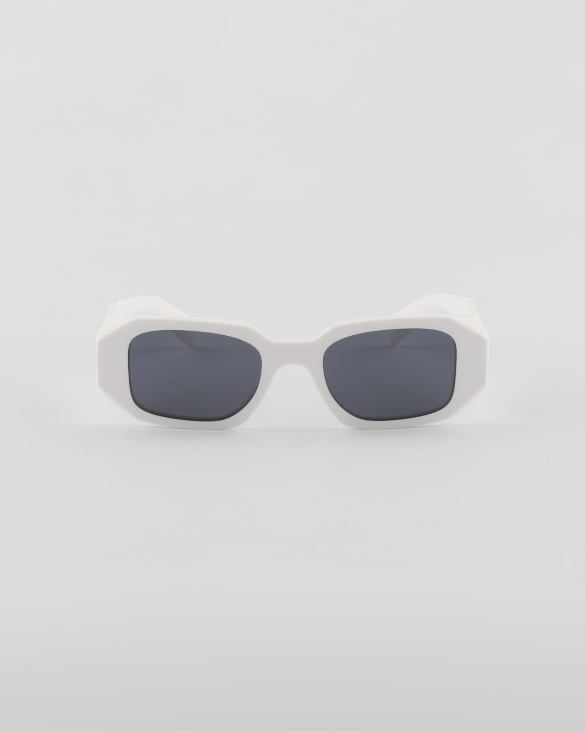 Lunettes de soleil symbole blanc gris ardoise Prada-influensse