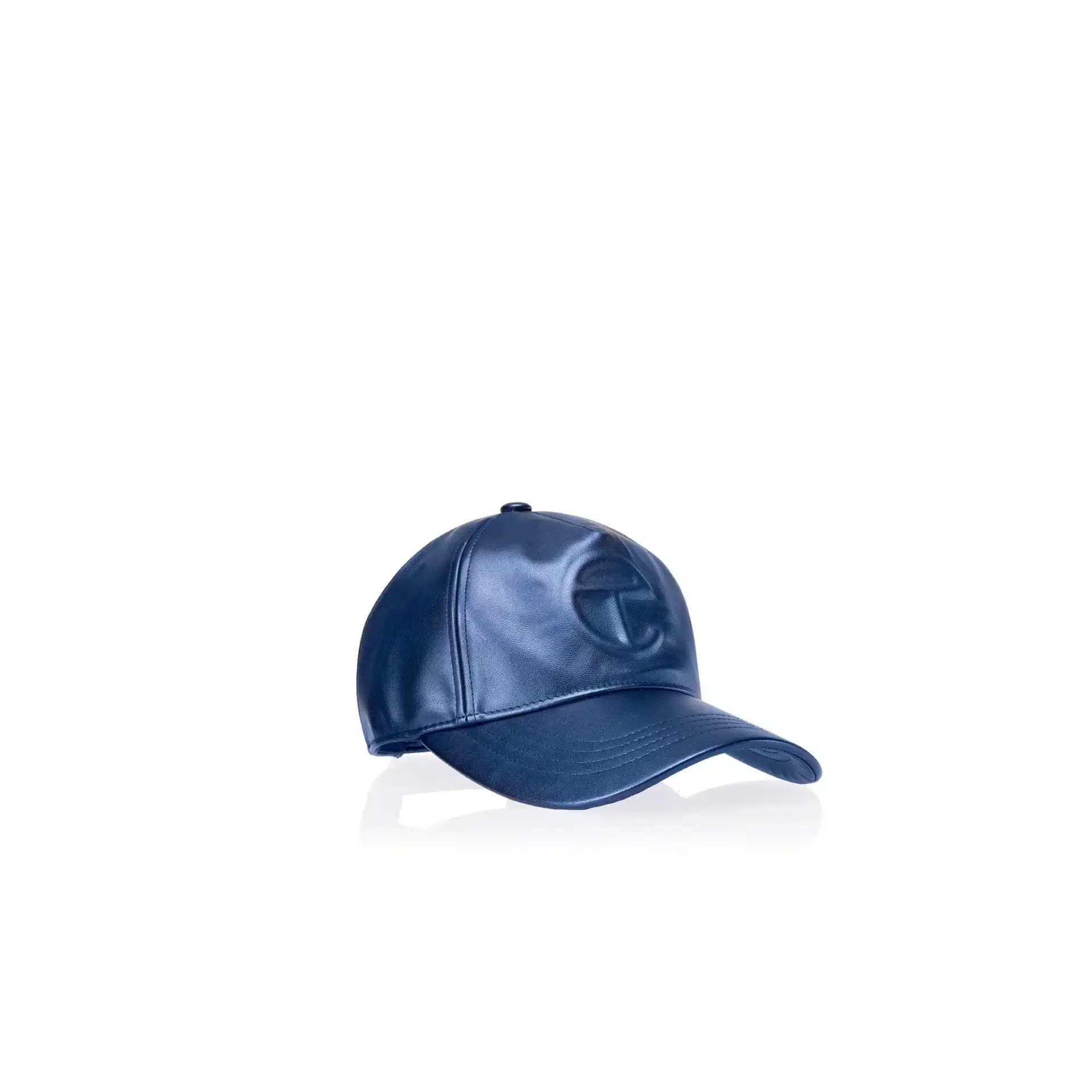 Casquette streetwear logo relief cobalt Telfar-influensse