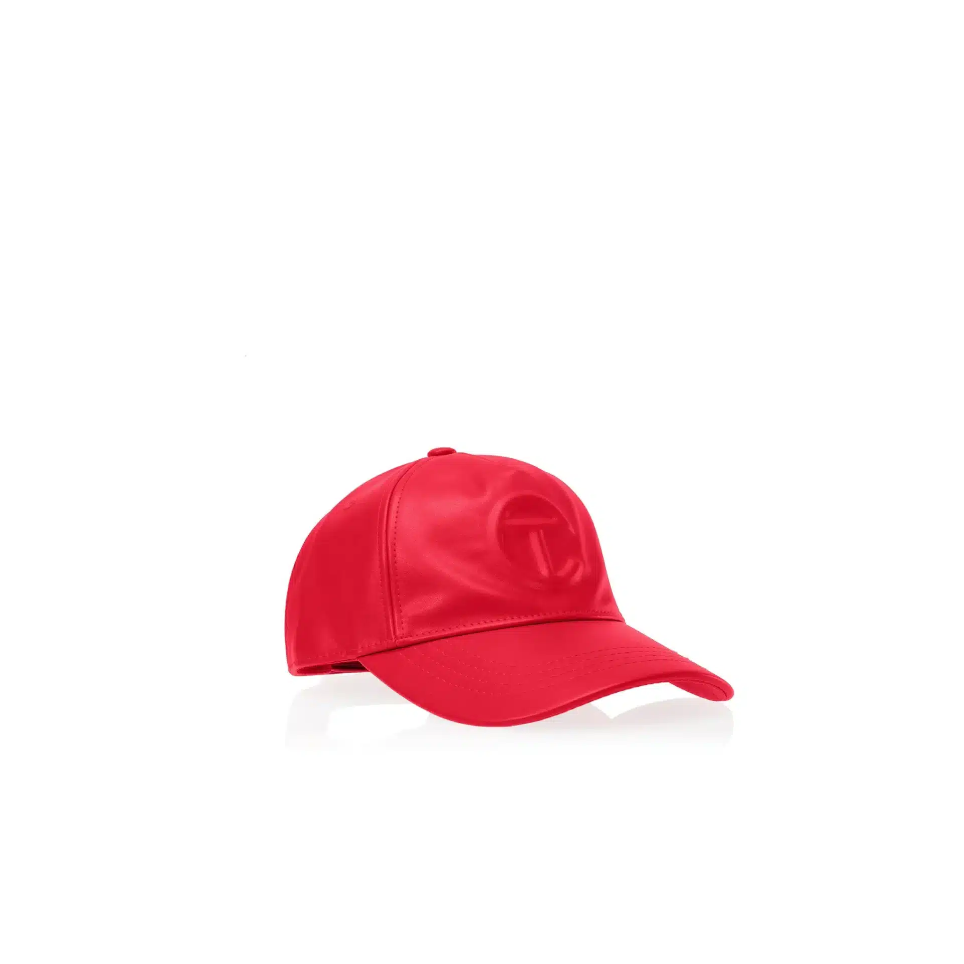 Casquette streetwear logo relief rouge Telfar-influensse