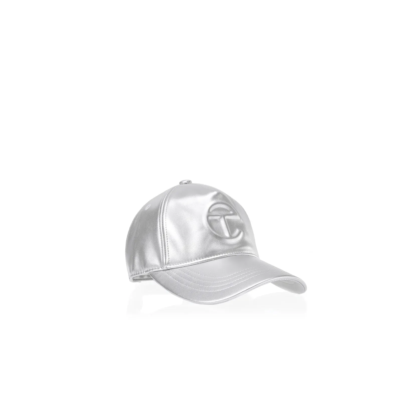 Casquette streetwear logo relief argent Telfar-influensse