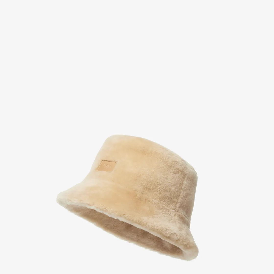 Bob fourrure beige Fendi-influensse