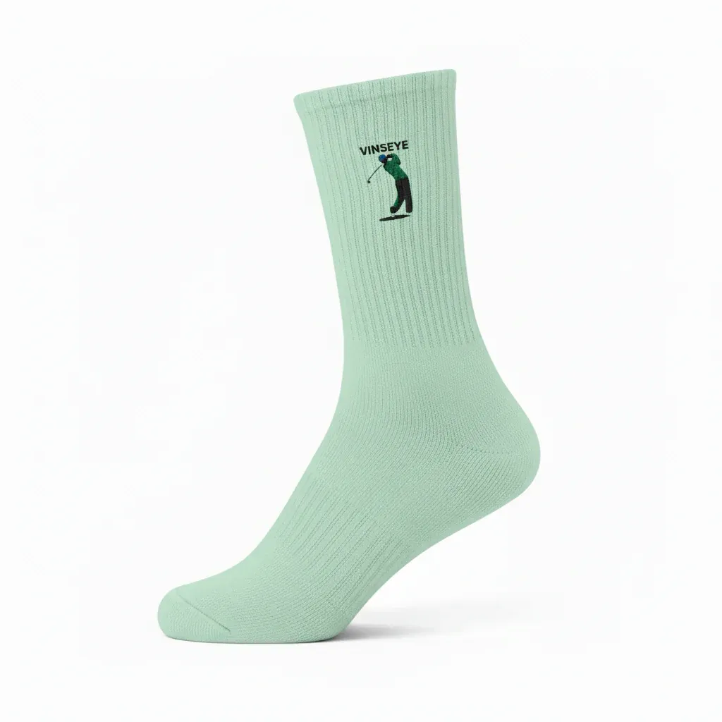 Chaussettes brodés Street Golfer Tara Vinseye-influensse