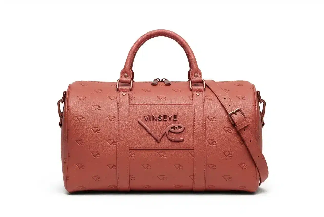 Sac de voyage logo embossé cuir grainé cabaret Vinseye-influensse