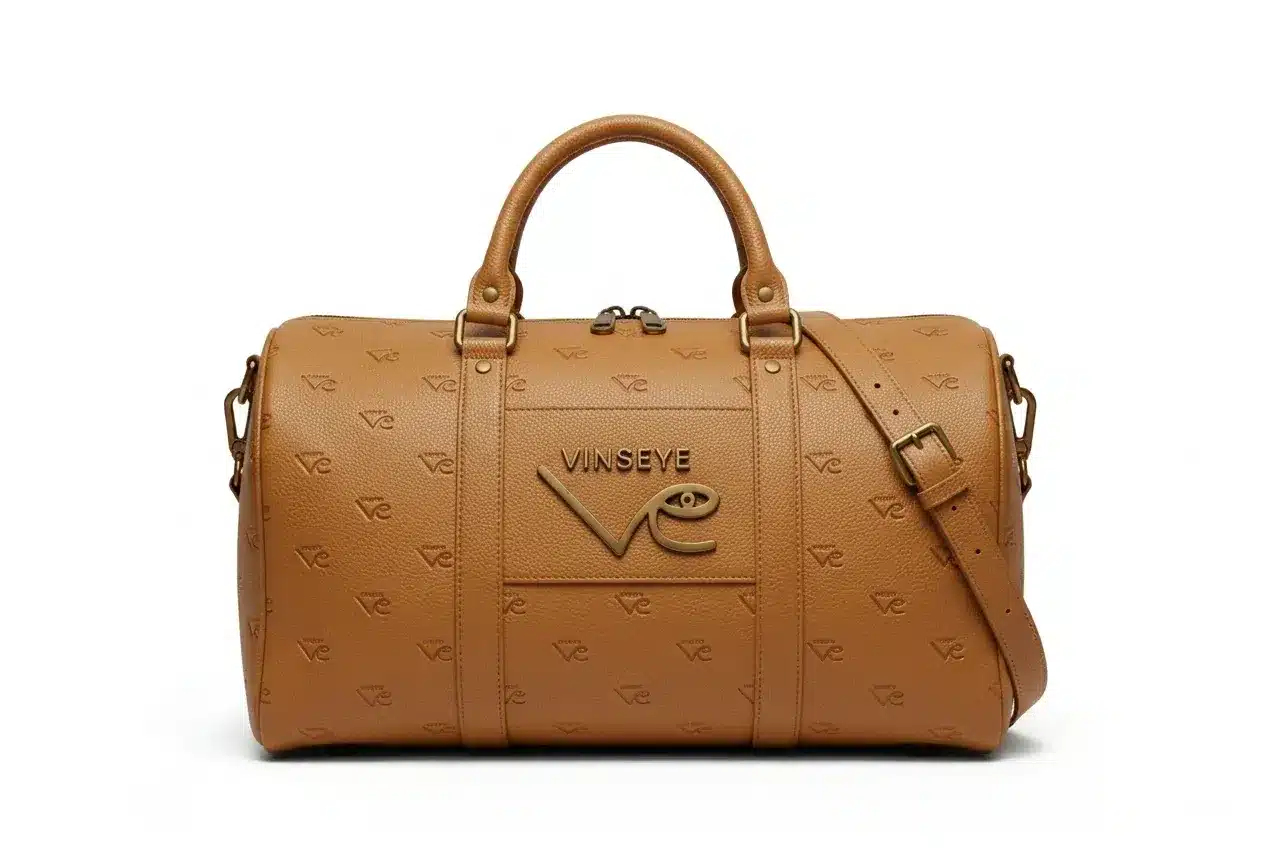 Sac de voyage logo embossé cuir grainé caramel Vinseye-influensse