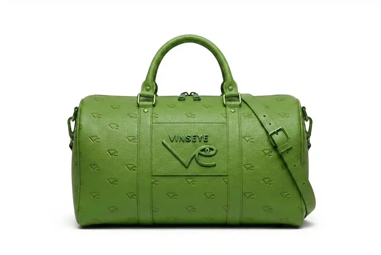 Sac de voyage logo embossé cuir grainé kelly green Vinseye-influensse